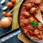 Italian Meatballs in Tomato Sauce